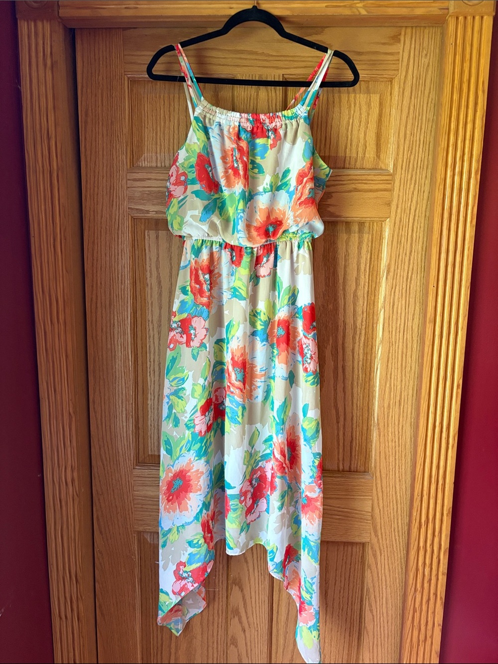 Women’s Floral Handkerchief Hem Dress - Coral & Teal